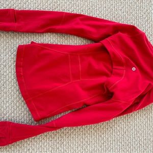 Red define jacket size 0 lululemon
